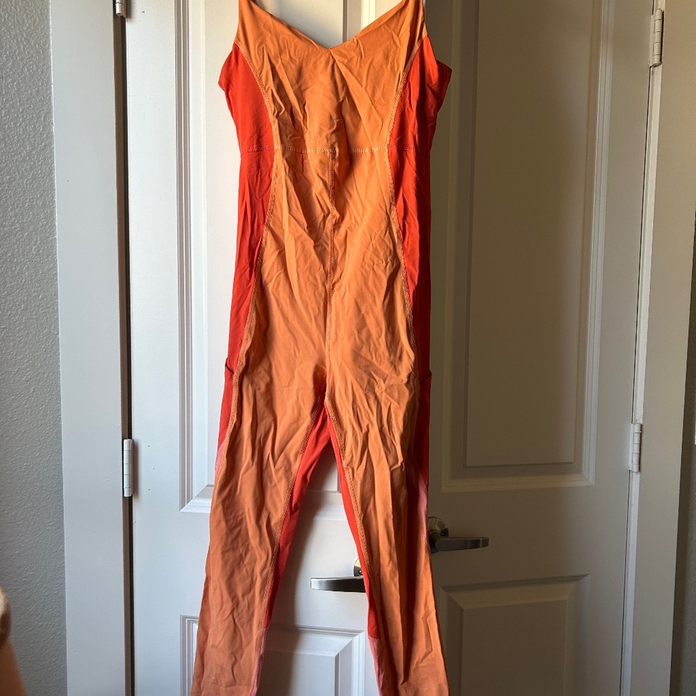 Outdoor Voices Zoom Full Length Bodysuit Size Medium